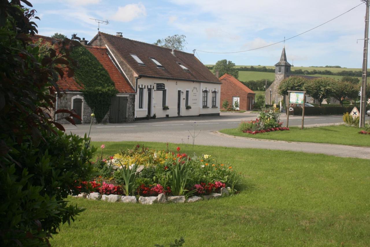 Au Petit Bled Panzió Hermelinghen Kültér fotó